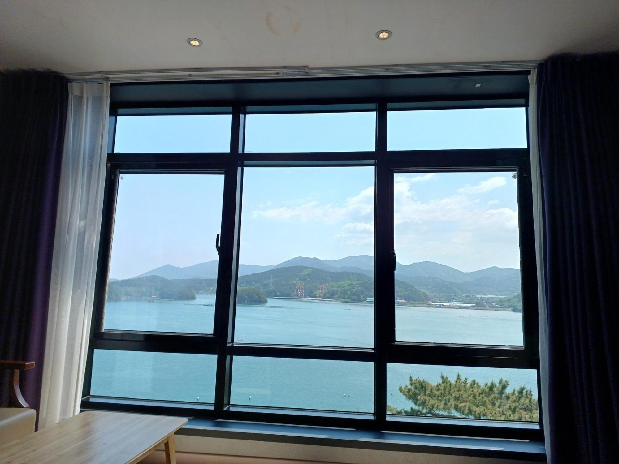 Tongyeong Bridge Hotel Exterior photo